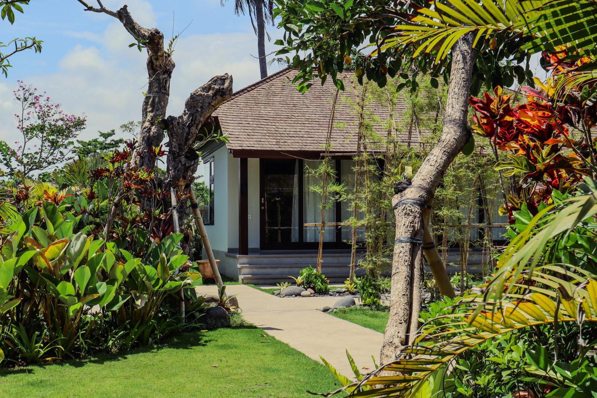 K Ko Surf Village At Keramas Lebih Exterior foto