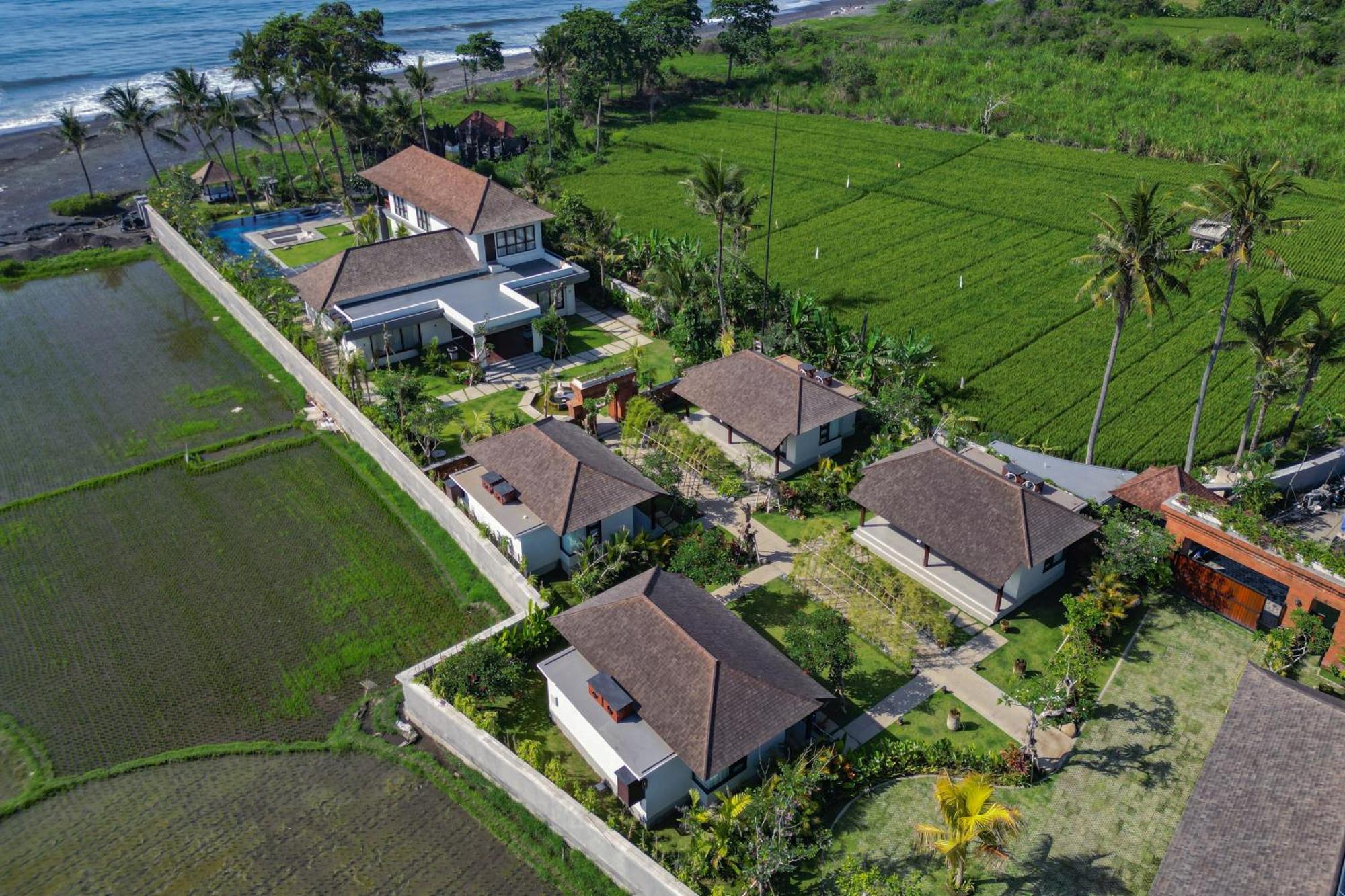 K Ko Surf Village At Keramas Lebih Exterior foto
