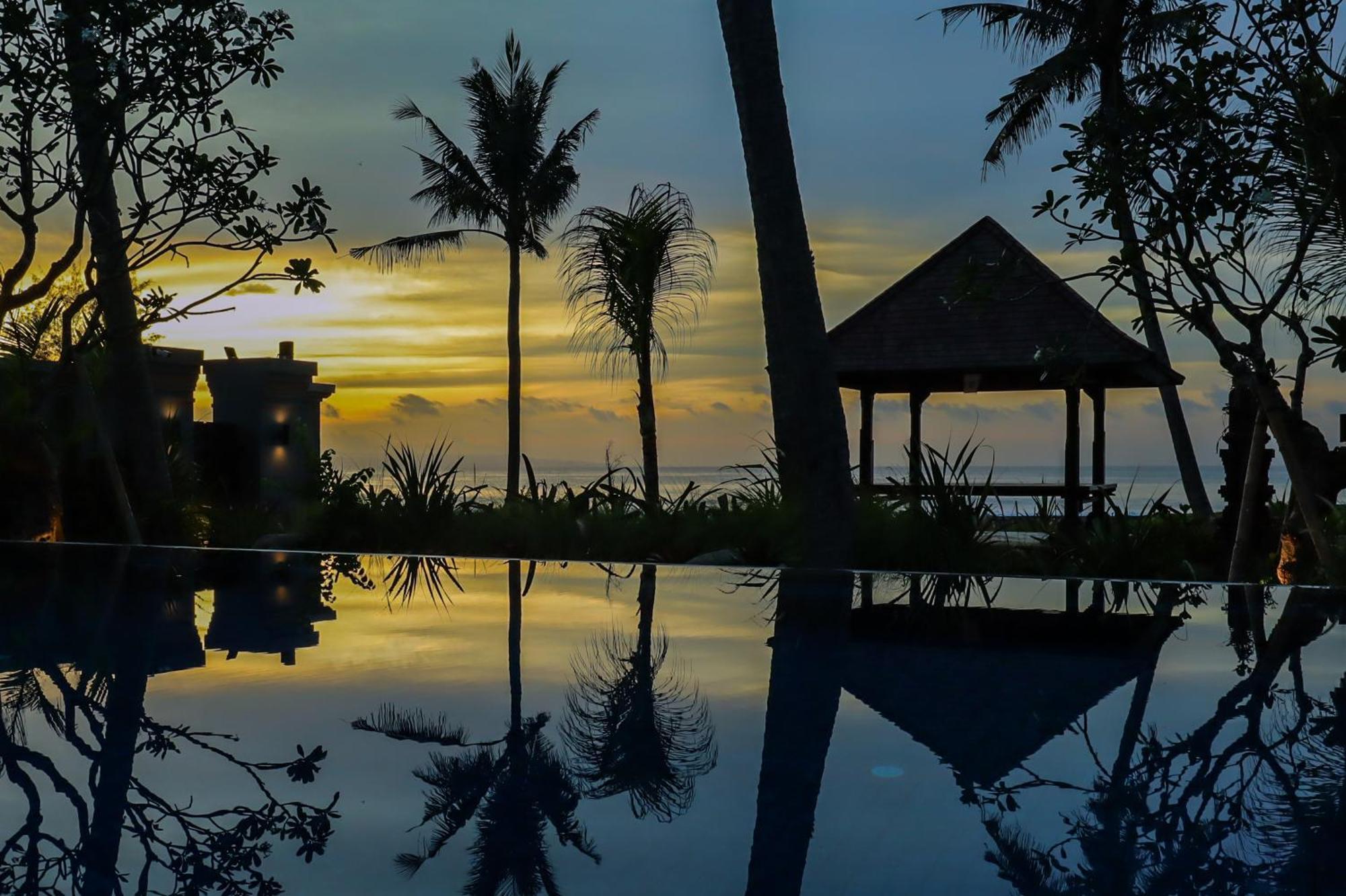K Ko Surf Village At Keramas Lebih Exterior foto